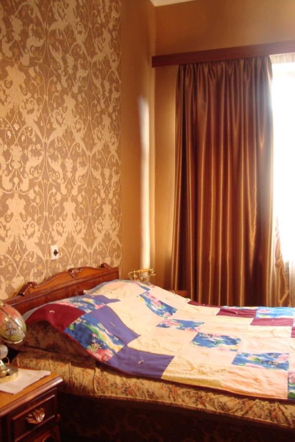 Guesthouse Valeria Borjomi Bagian luar foto
