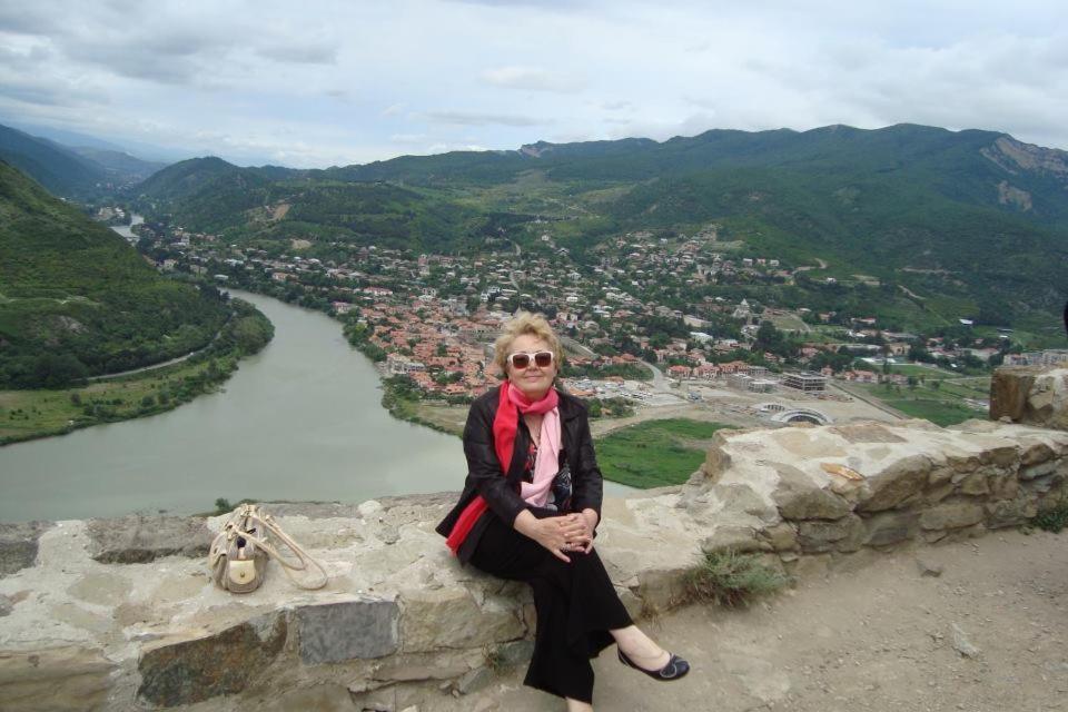 Guesthouse Valeria Borjomi Bagian luar foto